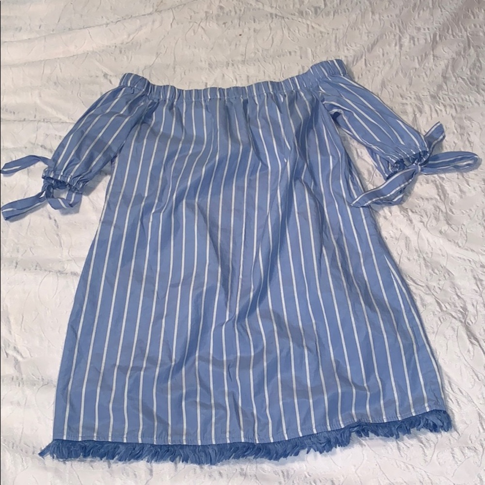 Striped tunic/dress with tie sleeves